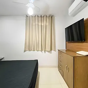 Flat Em Resort